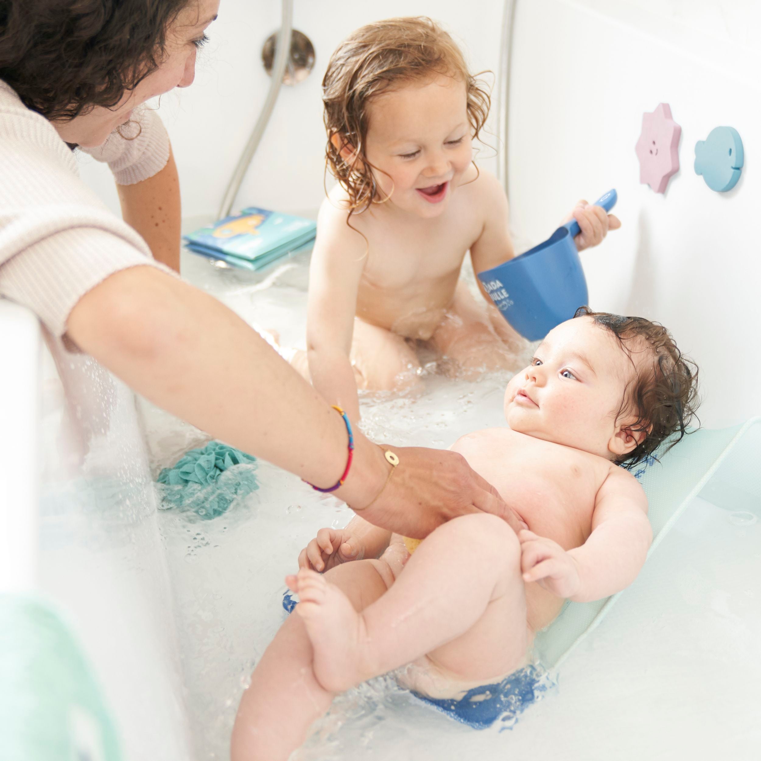 Hamac transat bain pour nourrisson et bébé. Modèles en plastique rigide